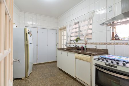 Apartamento à venda com 200m², 3 quartos e 2 vagas Apartamento à venda com 200m², 3 quartos e 2 vagasCozinha