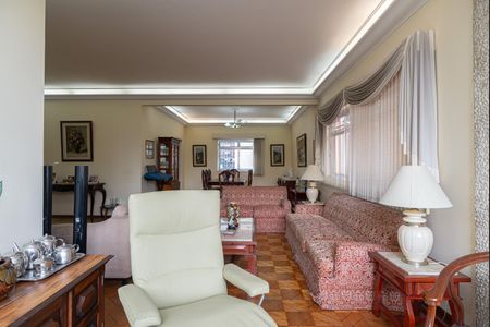 Apartamento à venda com 200m², 3 quartos e 2 vagas Apartamento à venda com 200m², 3 quartos e 2 vagasSala