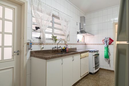 Apartamento à venda com 200m², 3 quartos e 2 vagas Apartamento à venda com 200m², 3 quartos e 2 vagasCozinha