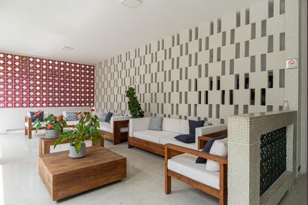 Apartamento à venda com 200m², 3 quartos e 2 vagas Apartamento à venda com 200m², 3 quartos e 2 vagasÁrea comum - Jardim de Inverno