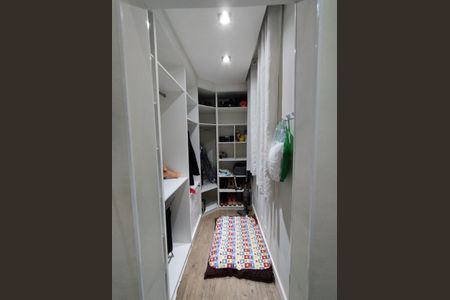 Apartamento à venda com 74m², 2 quartos e 1 vaga Apartamento à venda com 74m², 2 quartos e 1 vagaQuarto