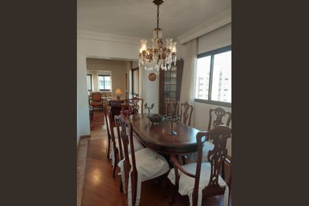 Apartamento à venda com 216m², 4 quartos e 3 vagasFoto 05