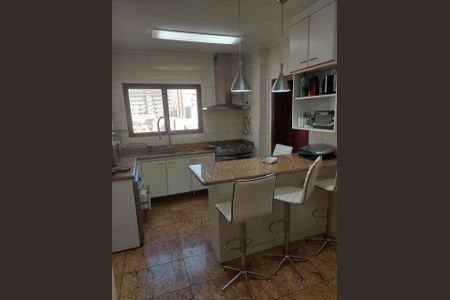 Apartamento à venda com 216m², 4 quartos e 3 vagasFoto 13
