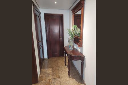Apartamento à venda com 216m², 4 quartos e 3 vagasFoto 09