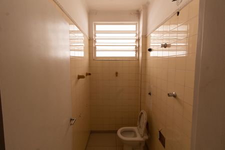 Casa à venda com 400m², 5 quartos e 8 vagas Casa à venda com 400m², 5 quartos e 8 vagasLAVABO