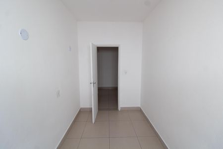 Casa à venda com 400m², 5 quartos e 8 vagas Casa à venda com 400m², 5 quartos e 8 vagasESCRITÓRIO