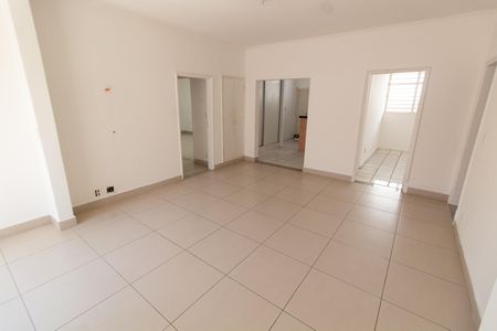 Casa à venda com 400m², 5 quartos e 8 vagas Casa à venda com 400m², 5 quartos e 8 vagasSALA DE JANTAR