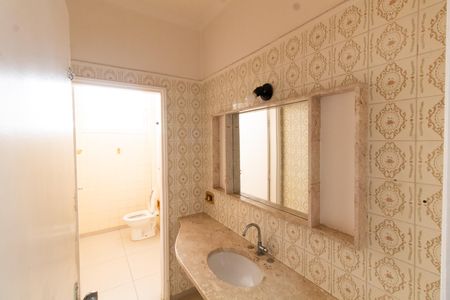 Casa à venda com 400m², 5 quartos e 8 vagas Casa à venda com 400m², 5 quartos e 8 vagasLAVABO