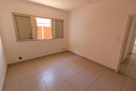 Casa à venda com 400m², 5 quartos e 8 vagas Casa à venda com 400m², 5 quartos e 8 vagasQUARTO 4