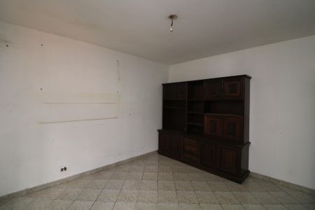 Casa à venda com 250m², 4 quartos e 2 vagasQuarto