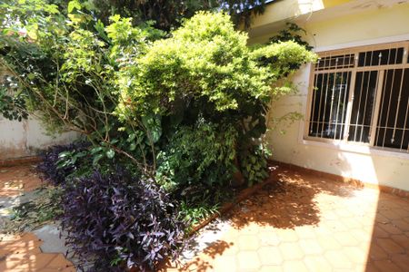 Casa à venda com 250m², 4 quartos e 2 vagasGaragem