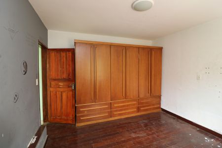 Casa à venda com 250m², 4 quartos e 2 vagasQuarto 3