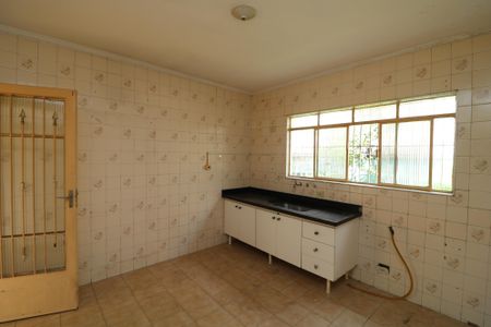 Casa à venda com 250m², 4 quartos e 2 vagasCozinha