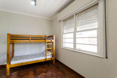 Casa à venda com 300m², 5 quartos e 4 vagas Casa à venda com 300m², 5 quartos e 4 vagasSuíte 1