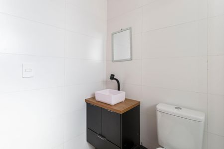 Casa à venda com 300m², 5 quartos e 4 vagas Casa à venda com 300m², 5 quartos e 4 vagasBanheiro Social