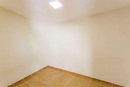 Casa à venda com 300m², 5 quartos e 4 vagas Casa à venda com 300m², 5 quartos e 4 vagasQuarto de Serviço