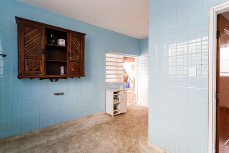 Casa à venda com 300m², 5 quartos e 4 vagas Casa à venda com 300m², 5 quartos e 4 vagasCozinha