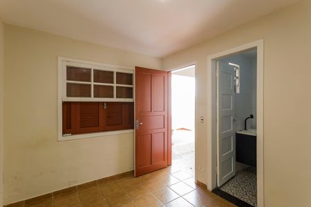 Casa à venda com 300m², 5 quartos e 4 vagas Casa à venda com 300m², 5 quartos e 4 vagasQuarto de Serviço