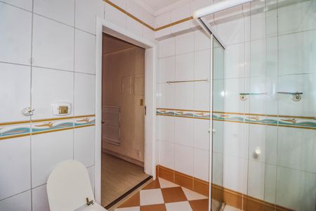 Apartamento à venda com 530m², 5 quartos e 2 vagasBanheiro da Suíte 4 