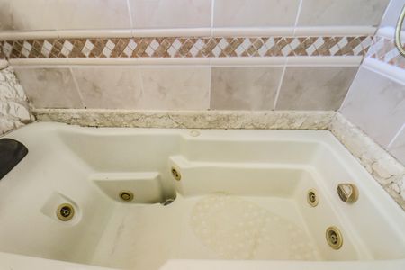 Apartamento à venda com 530m², 5 quartos e 2 vagasBanheiro da Suíte 2