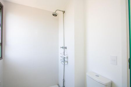 Apartamento à venda com 133m², 4 quartos e 3 vagasBanheiro do quarto 1