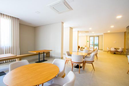 Apartamento à venda com 133m², 4 quartos e 3 vagasÁrea comum - Salão de festas