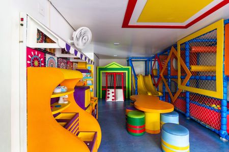 Apartamento à venda com 130m², 2 quartos e 2 vagas Apartamento à venda com 130m², 2 quartos e 2 vagasBrinquedoteca