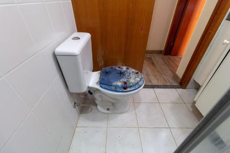 Apartamento à venda com 130m², 2 quartos e 2 vagas Apartamento à venda com 130m², 2 quartos e 2 vagasBanheiro