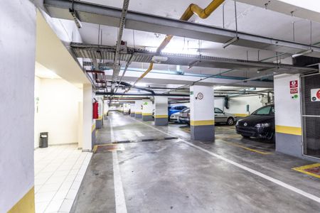 Apartamento à venda com 130m², 2 quartos e 2 vagas Apartamento à venda com 130m², 2 quartos e 2 vagasGaragem