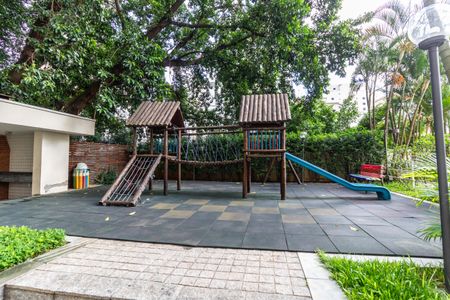 Apartamento à venda com 130m², 2 quartos e 2 vagas Apartamento à venda com 130m², 2 quartos e 2 vagasÁrea comum - Playground