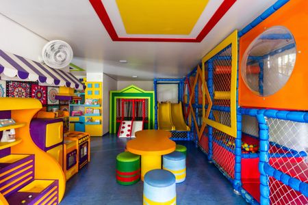 Apartamento à venda com 130m², 2 quartos e 2 vagas Apartamento à venda com 130m², 2 quartos e 2 vagasBrinquedoteca