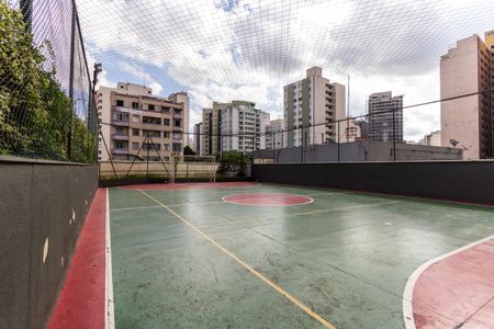 Apartamento à venda com 130m², 2 quartos e 2 vagas Apartamento à venda com 130m², 2 quartos e 2 vagasÁrea comum - Quadra