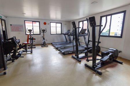 Apartamento à venda com 130m², 2 quartos e 2 vagas Apartamento à venda com 130m², 2 quartos e 2 vagasÁrea comum - Academia