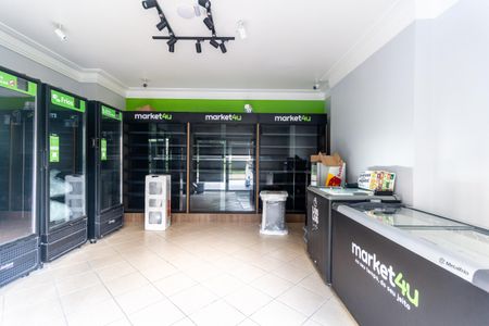 Apartamento à venda com 130m², 2 quartos e 2 vagas Apartamento à venda com 130m², 2 quartos e 2 vagasMini Mercado - em implantação