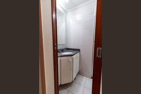 Apartamento à venda com 130m², 2 quartos e 2 vagas Apartamento à venda com 130m², 2 quartos e 2 vagasBanheiro