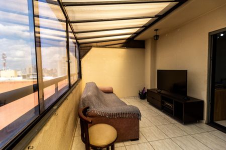 Apartamento à venda com 130m², 2 quartos e 2 vagas Apartamento à venda com 130m², 2 quartos e 2 vagasSala de TV - Piso Superior