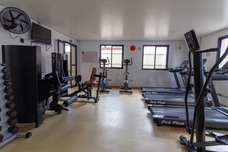 Apartamento à venda com 130m², 2 quartos e 2 vagas Apartamento à venda com 130m², 2 quartos e 2 vagasÁrea comum - Academia