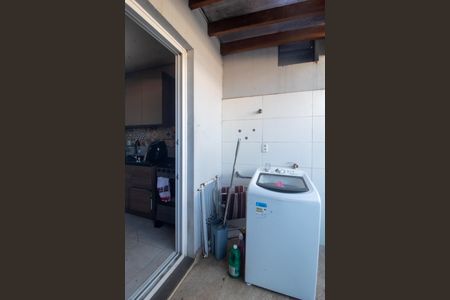 Casa à venda com 118m², 3 quartos e 2 vagas Casa à venda com 118m², 3 quartos e 2 vagasÁrea de Serviço
