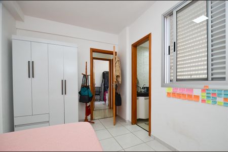 Apartamento à venda com 60m², 2 quartos e 2 vagas Apartamento à venda com 60m², 2 quartos e 2 vagassuite