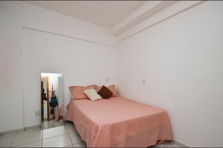 Apartamento à venda com 60m², 2 quartos e 2 vagas Apartamento à venda com 60m², 2 quartos e 2 vagassuite
