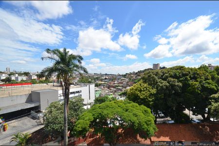 Apartamento à venda com 60m², 2 quartos e 2 vagas Apartamento à venda com 60m², 2 quartos e 2 vagasVista