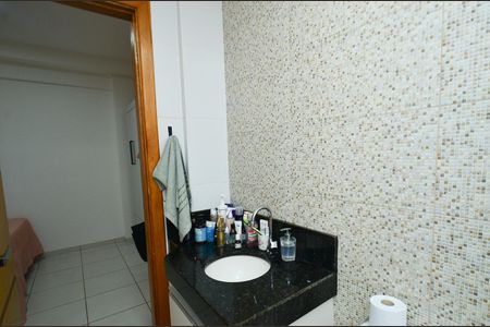 Apartamento à venda com 60m², 2 quartos e 2 vagas Apartamento à venda com 60m², 2 quartos e 2 vagasBanheiro suite