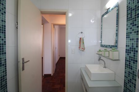 Apartamento à venda com 108m², 3 quartos e 2 vagasBanheiro 1