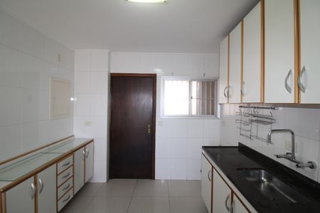 Apartamento à venda com 108m², 3 quartos e 2 vagasCozinha
