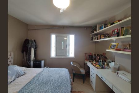 Casa à venda com 175m², 3 quartos e 3 vagas Casa à venda com 175m², 3 quartos e 3 vagasSuíte 3