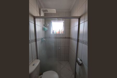 Casa à venda com 175m², 3 quartos e 3 vagas Casa à venda com 175m², 3 quartos e 3 vagasBanheiro da Suíte 3