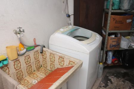 Casa à venda com 279m², 4 quartos e 6 vagasÁrea de Serviço