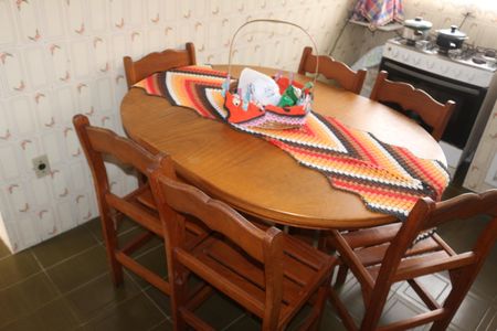 Casa à venda com 279m², 4 quartos e 6 vagasCozinha