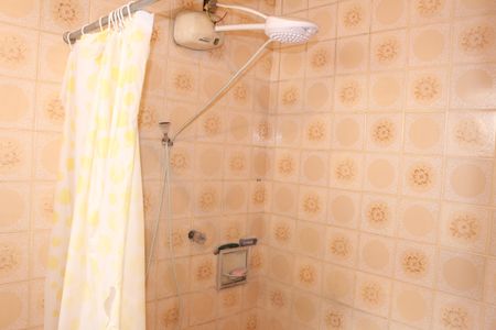 Casa à venda com 279m², 4 quartos e 6 vagasBanheiro 1