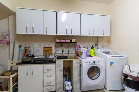 Casa à venda com 175m², 3 quartos e 2 vagas